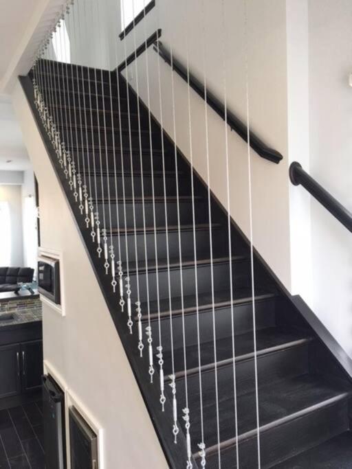 Luxury Three Story Apartment In Short North 哥伦布 外观 照片