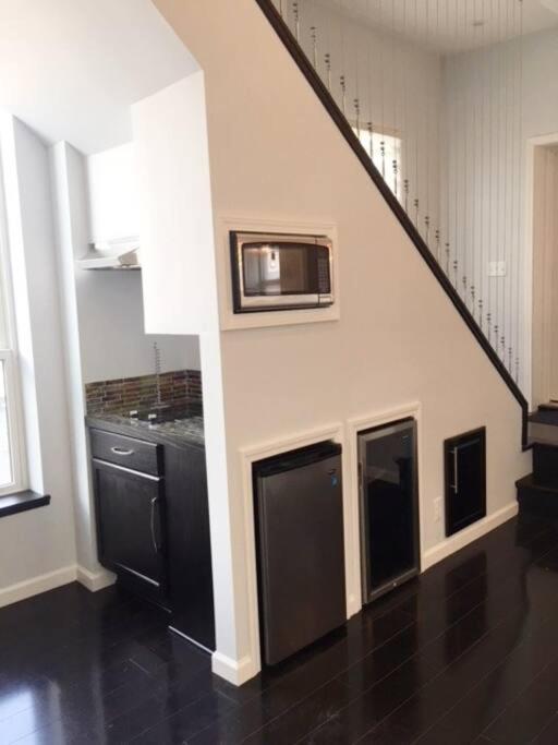 Luxury Three Story Apartment In Short North 哥伦布 外观 照片
